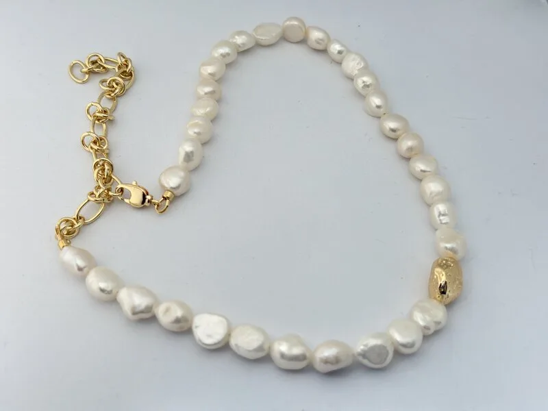 Aquiluna Necklace