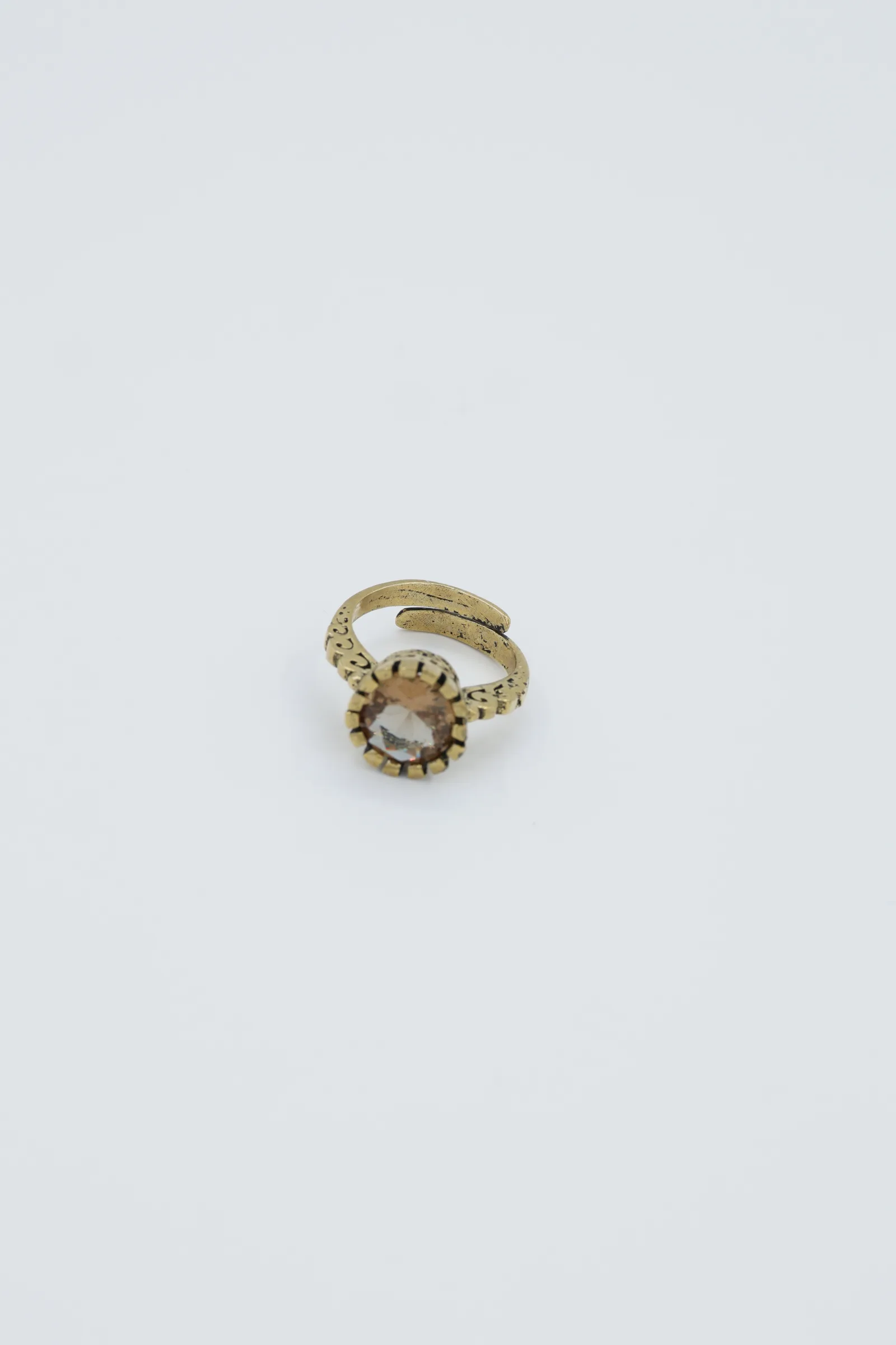 Aurelith Ring