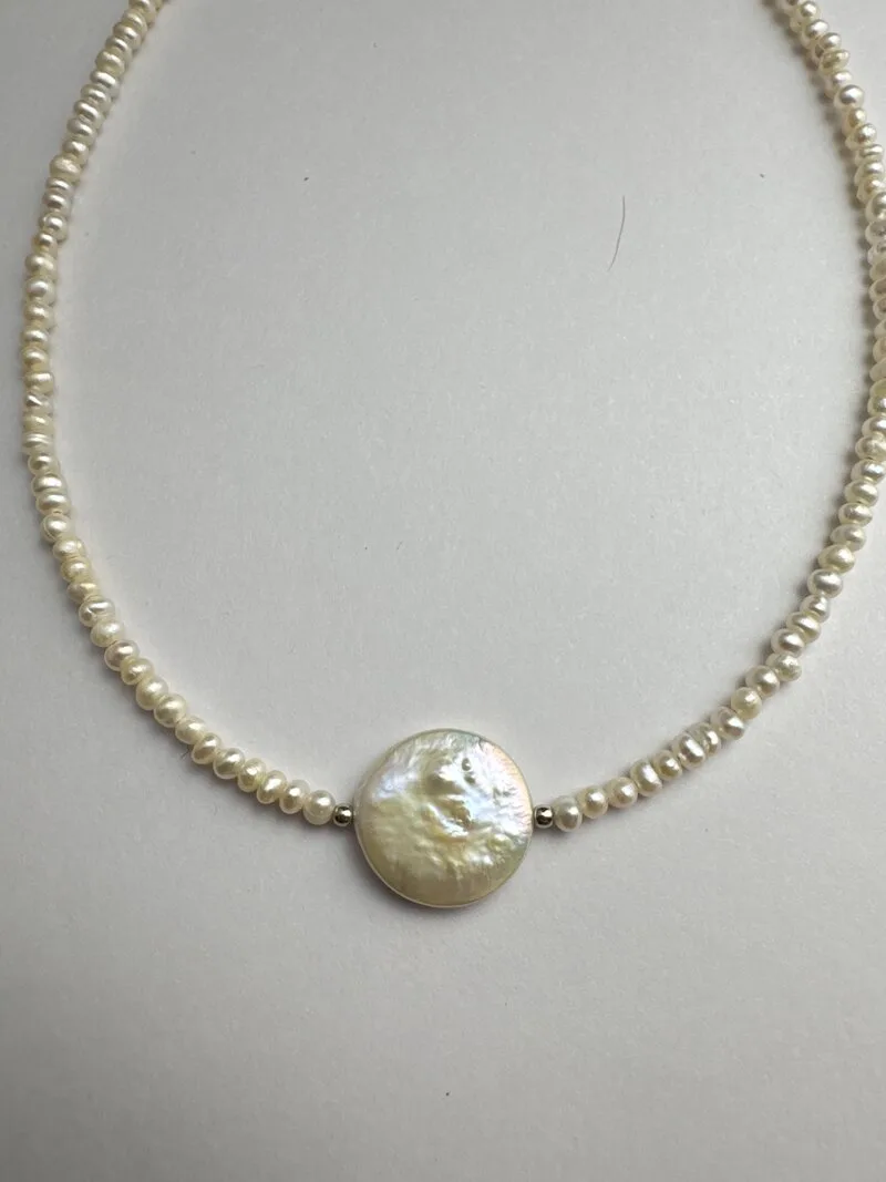 Nacreia Necklace