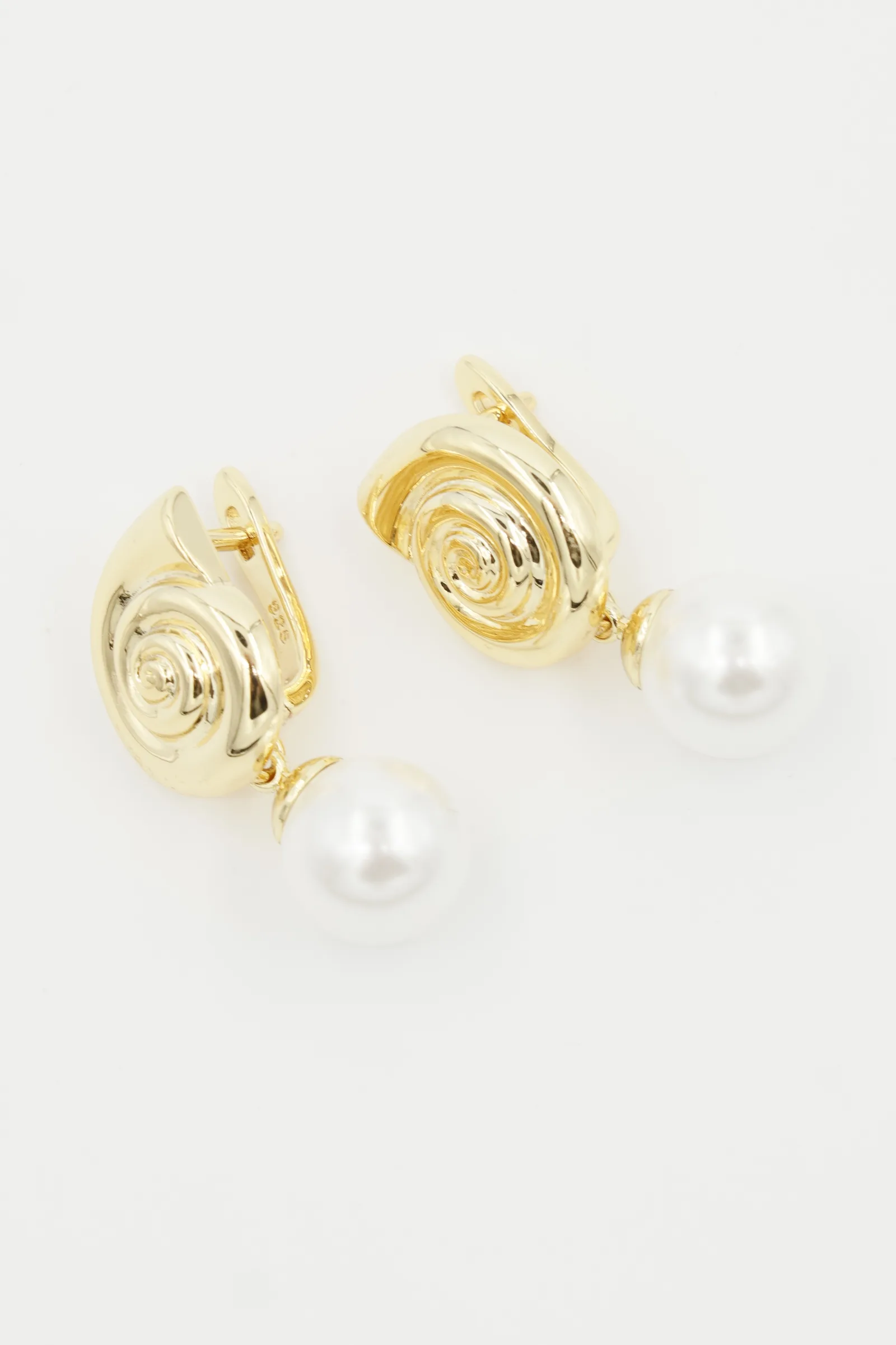 Nerithea Earring