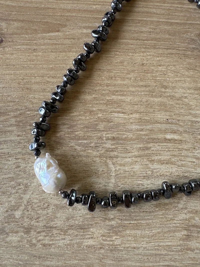 Obsidian Kolye