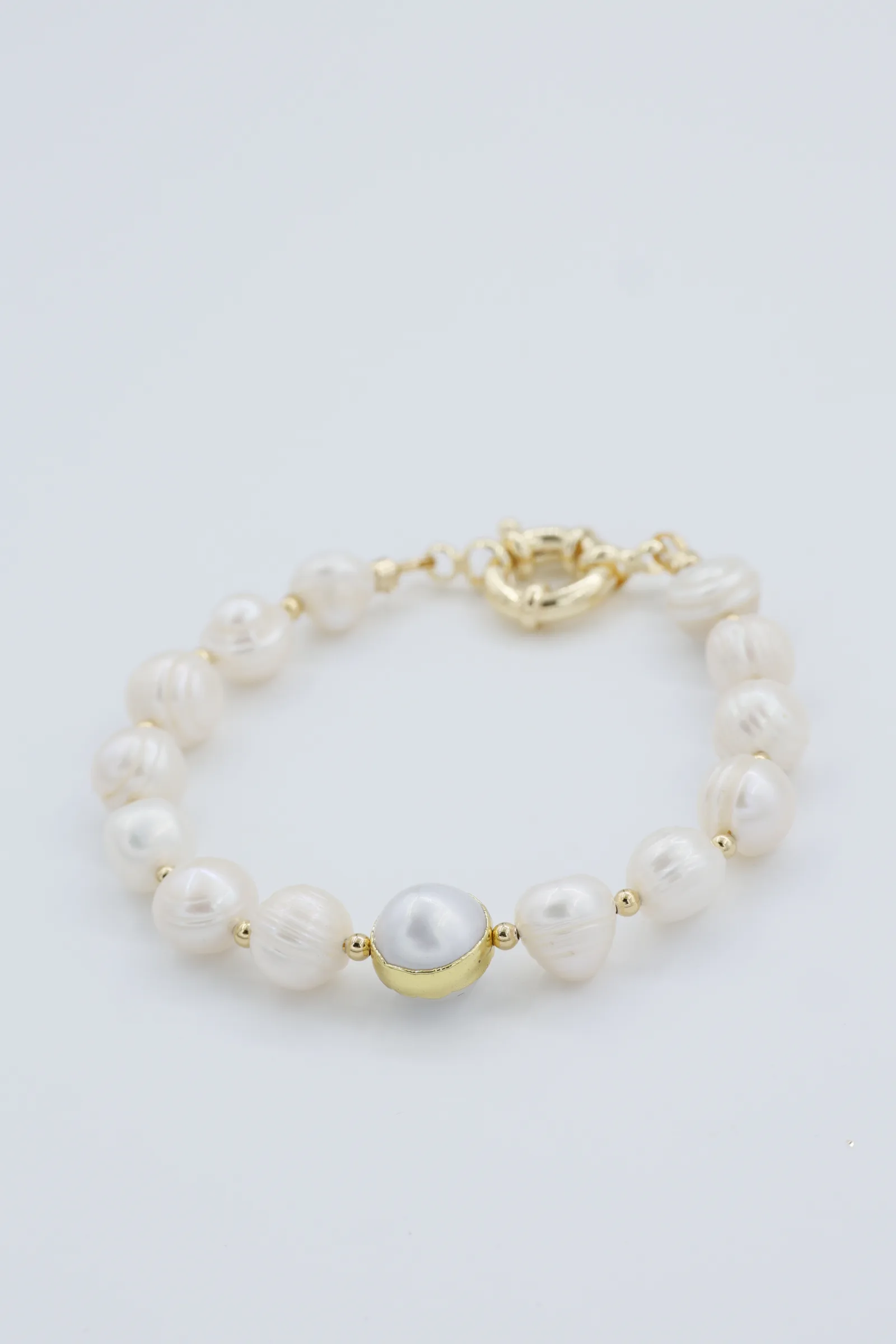 Thalora Bracelet