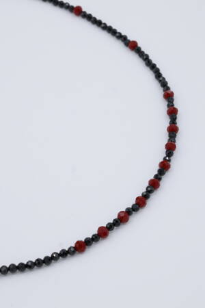 Obsidianis Kolye