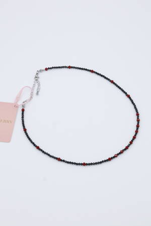 Obsidianis Kolye