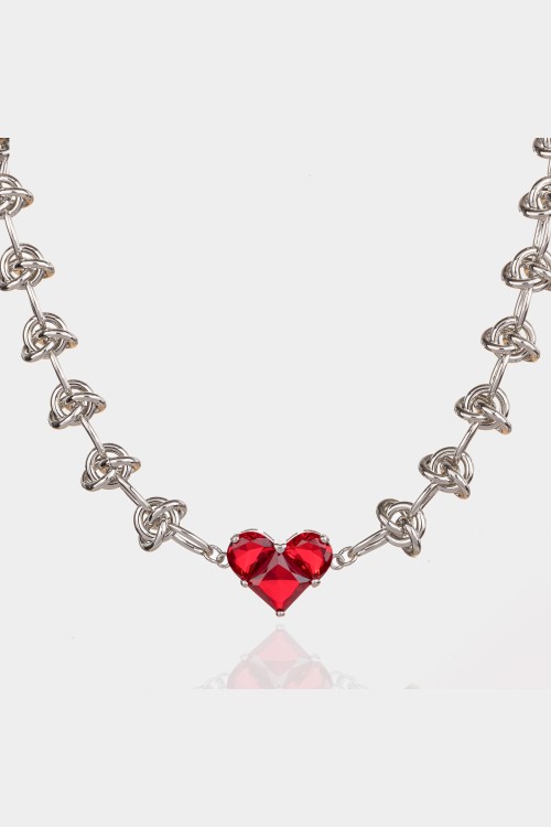 Modern Zincirli Yakut Kalpli Gümüş Kolye Modern Zincirli Yakut Kalpli Gümüş Kolye