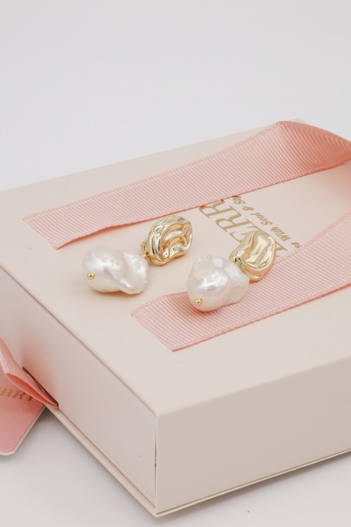 Baroc Doğal İnci Küpe