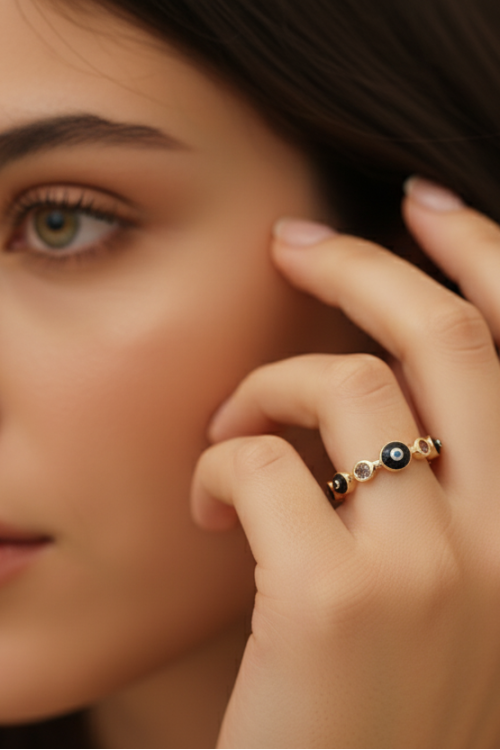 Zirkon Taşlı Altın Yüzük